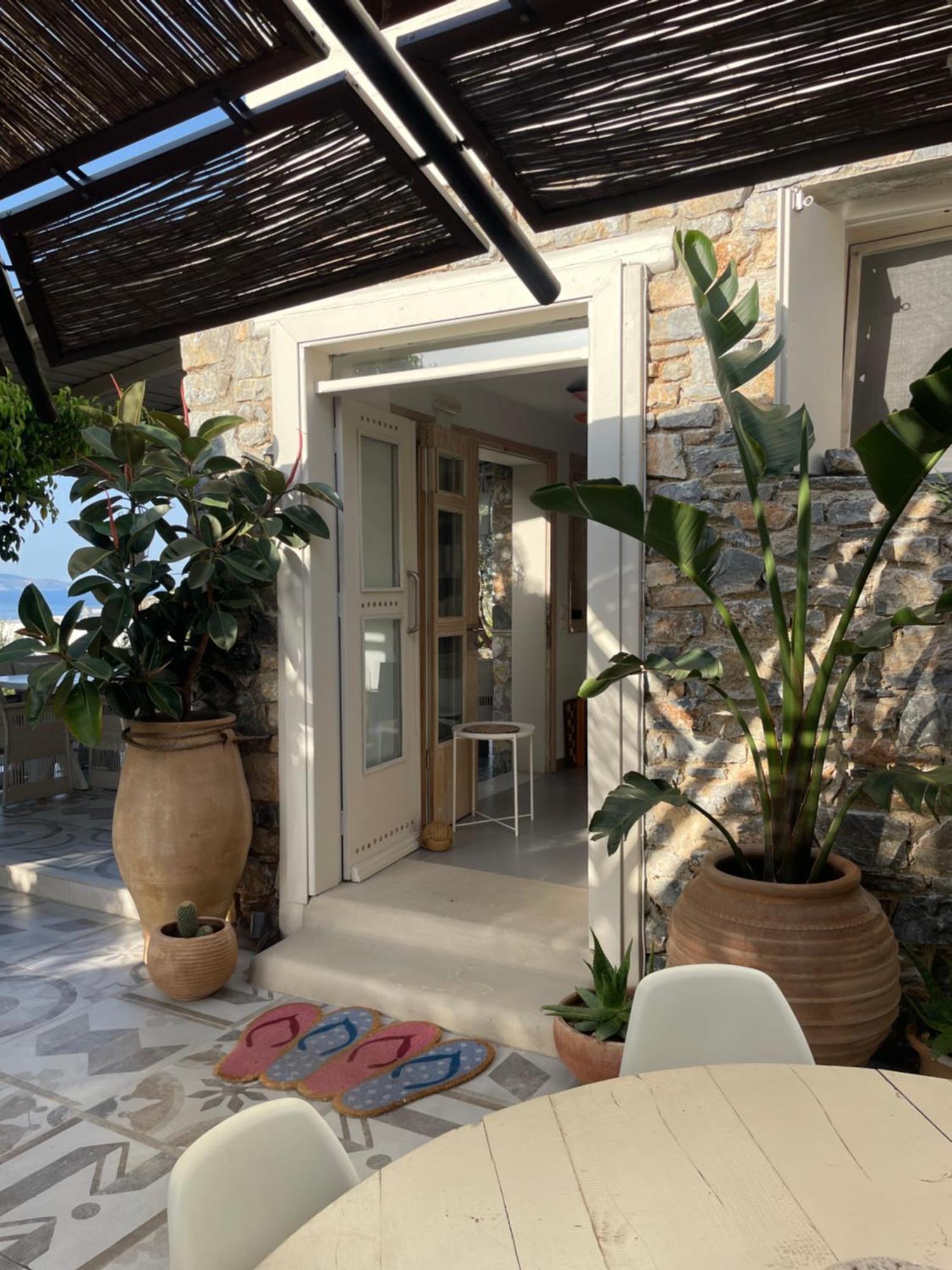 Speires Suites Ираклия Екстериор снимка