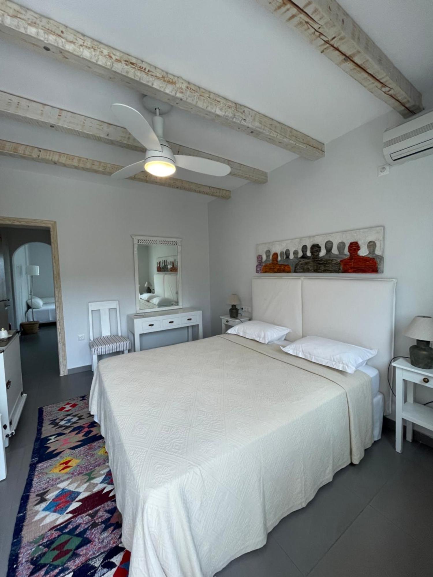 Speires Suites Ираклия Екстериор снимка