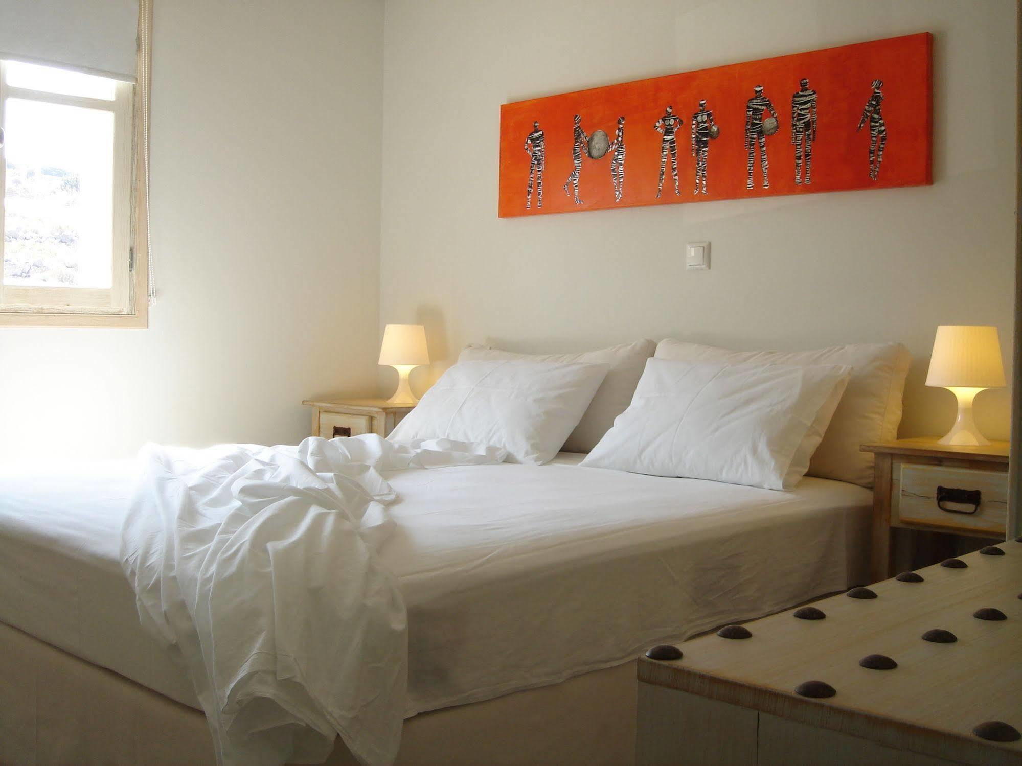 Speires Suites Ираклия Екстериор снимка
